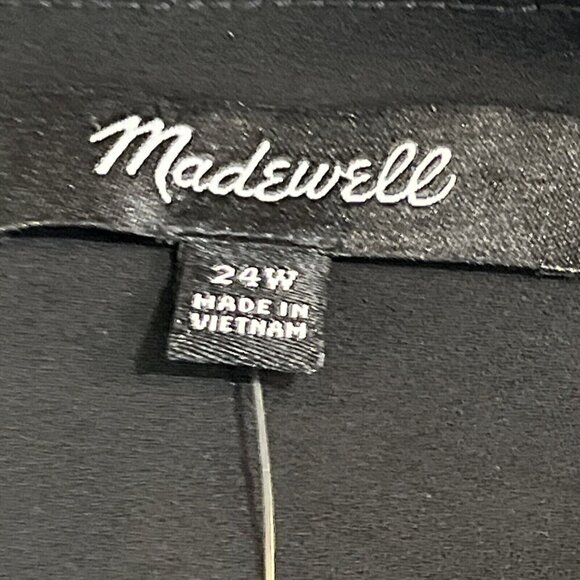 Madewell Plus 24W Amalia Tiered‎ Pampas Blooms Dress Metallic Black Floral NWT - Picture 10 of 10